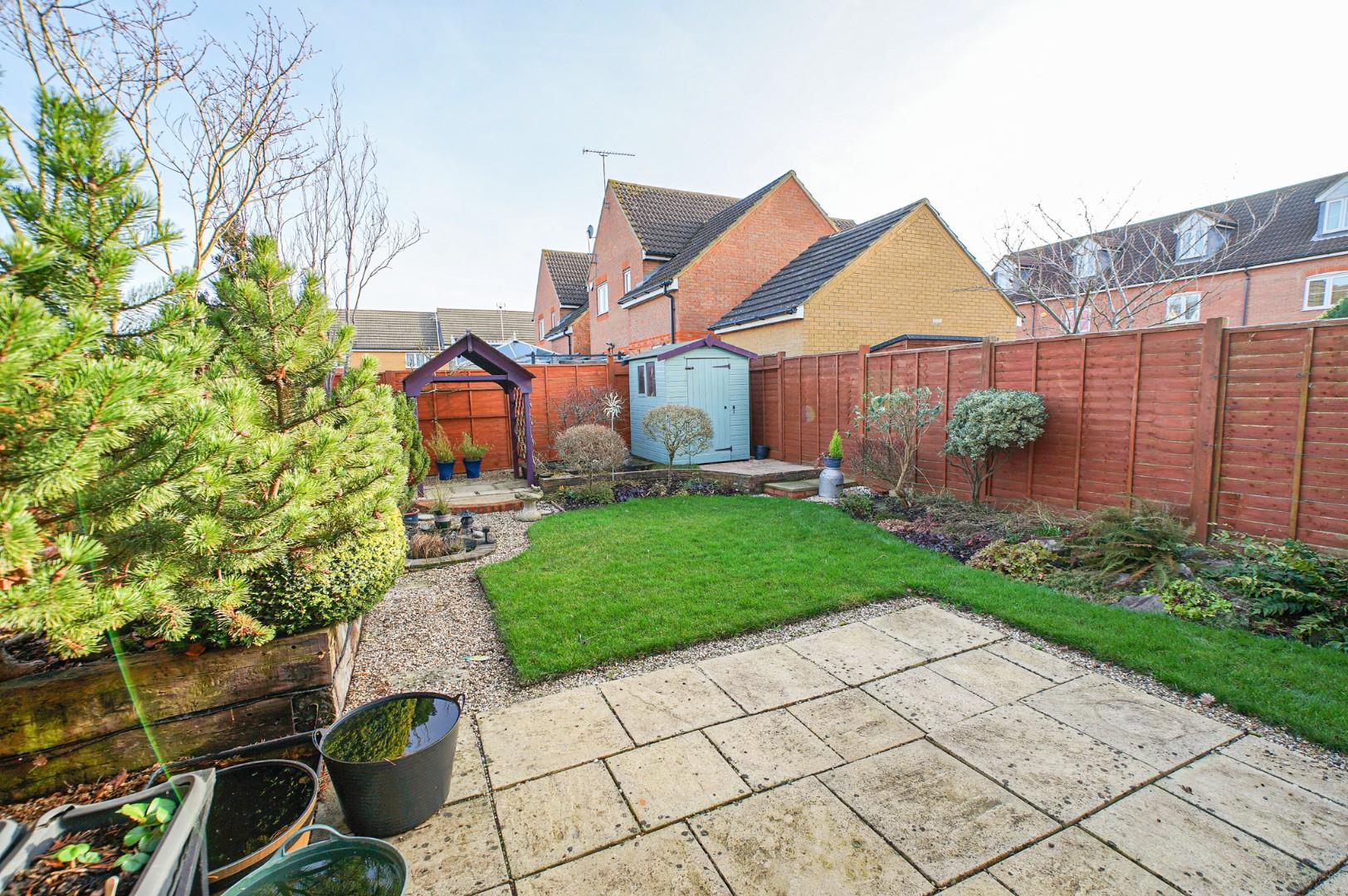 Nicolson Drive, Leighton Buzzard Quarters Estate Agents